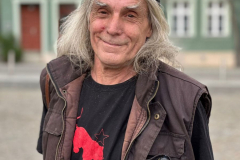 img-20240408-wa00012071549080591263116