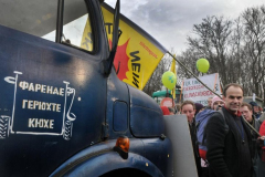 355-Foto-Gabriele-Senft-Versorgung-von-der-_Fahrenden-Geruechtekueche_-bei-der-Demo-_Wir-haben-Tierfabrik