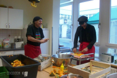 68-Kochen-fuer-die-Winterakademie-2011-von-Theater-am-der-Parkaue-foto-Olessja-Priesterath